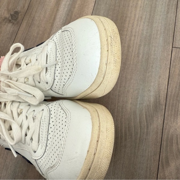Veja V-10 low top sneaker white size 38 US 7 - Picture 7 of 8